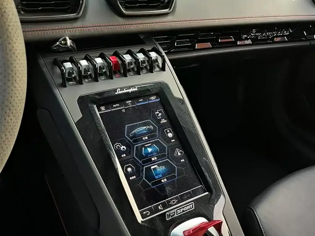 Lamborghini Huracan — фото 9