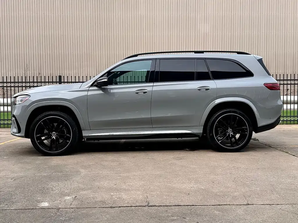 Mercedes-Benz GLS — фото 7
