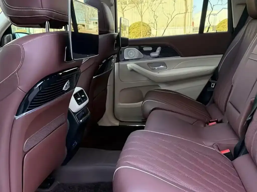 Mercedes-Benz GLS — фото 9