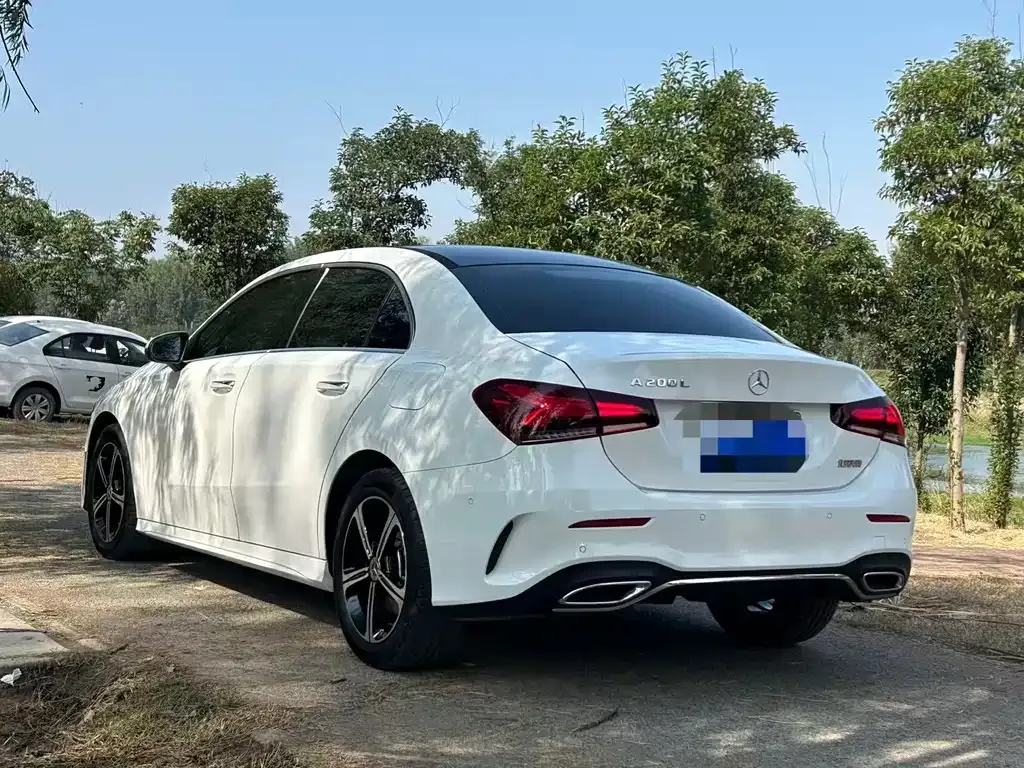 Mercedes-Benz A-Class — фото 9