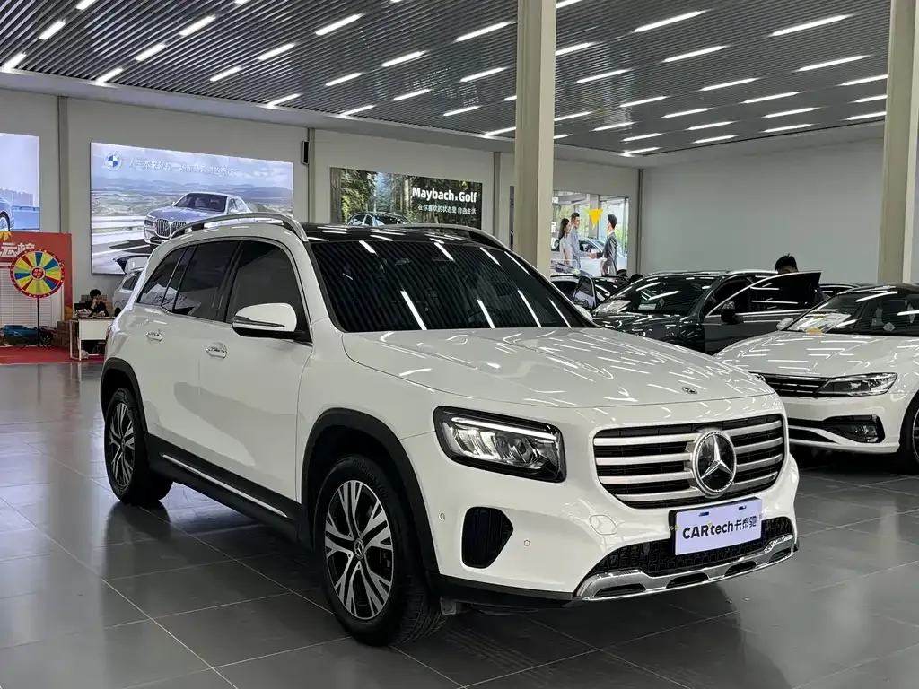 Mercedes-Benz GLB — фото 2