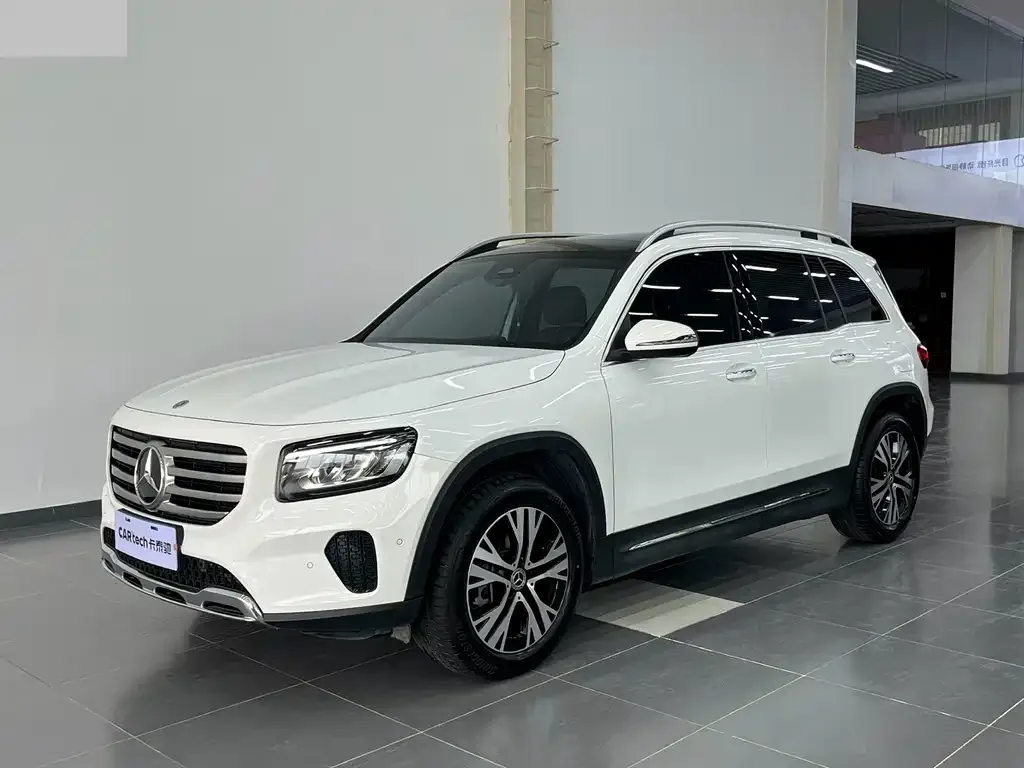 Mercedes-Benz GLB — фото 4