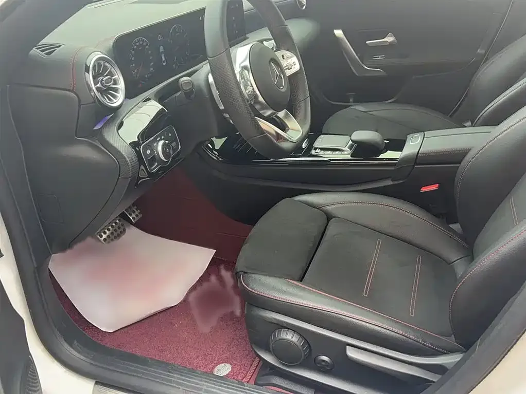Mercedes-Benz CLA (Import) — фото 10