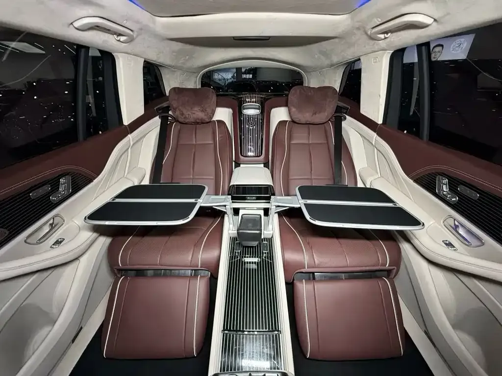 Mercedes-Benz GLS — фото 9