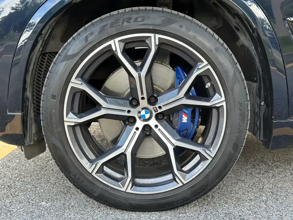 BMW X5 (Import) — фото 10