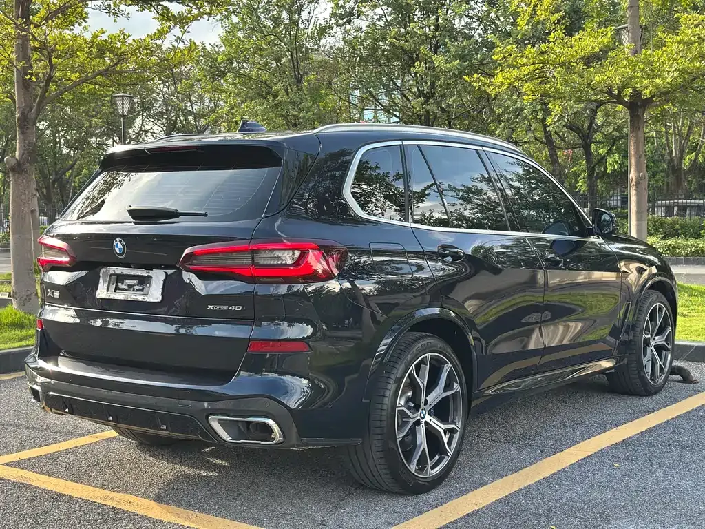 BMW X5 (Import) — фото 6