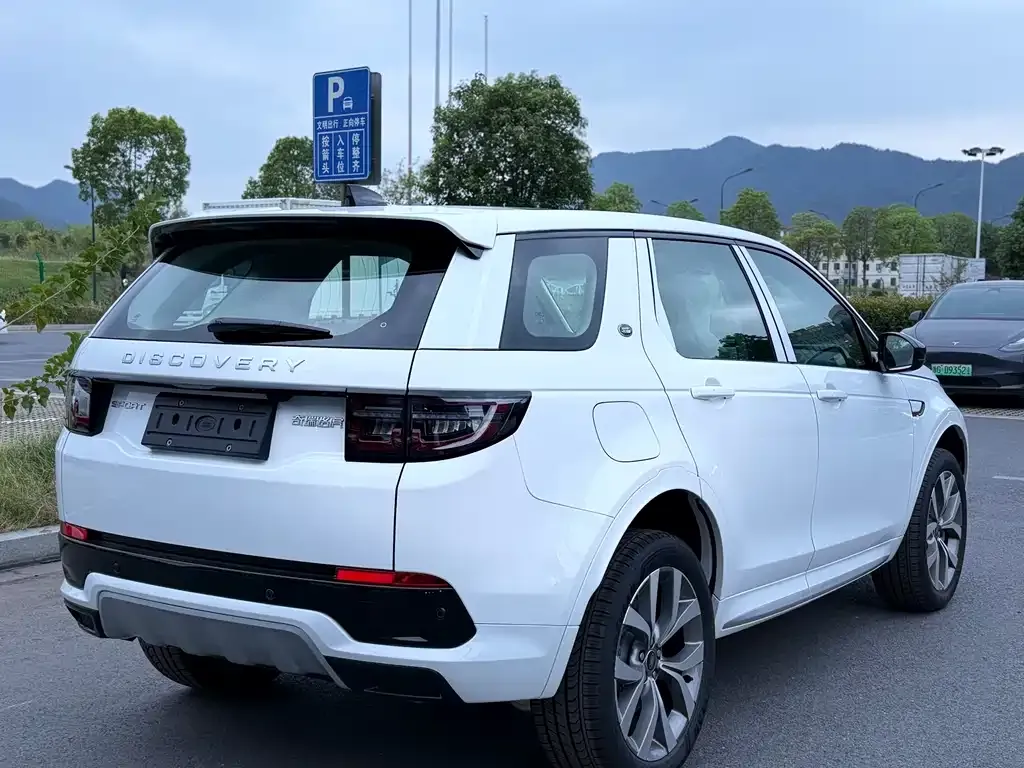 Land Rover Discovery Sport — фото 4