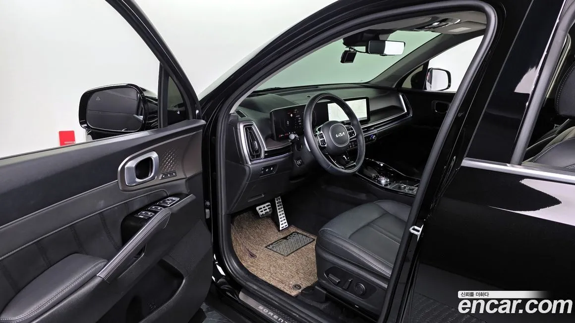 Kia Sorento — фото 10