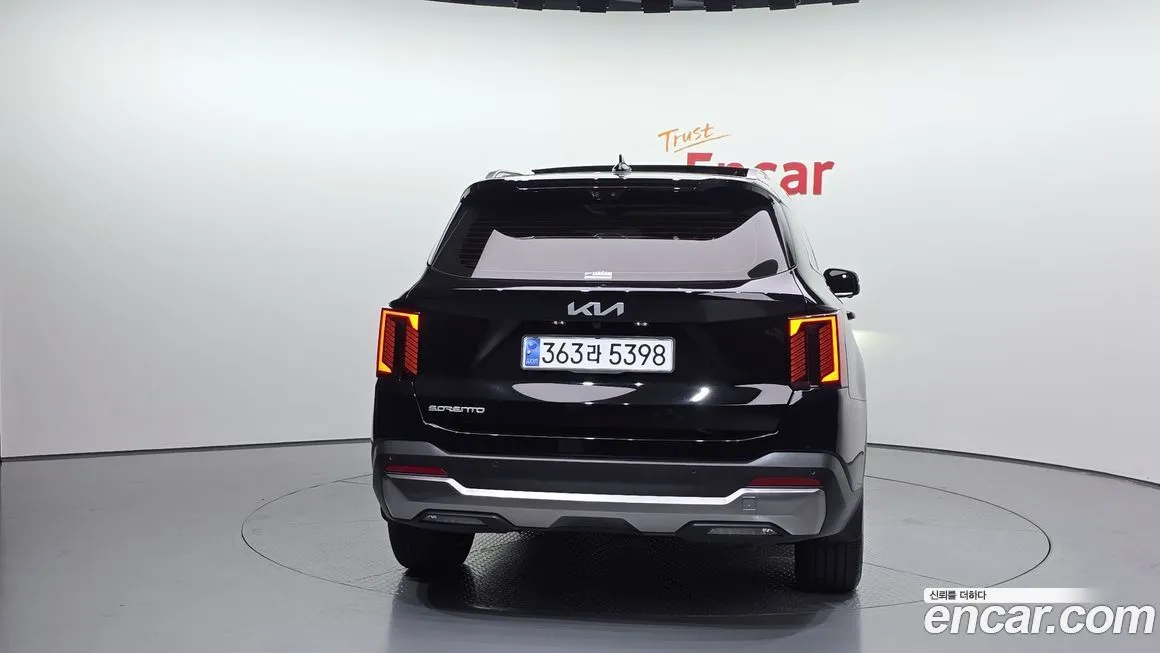 Kia Sorento — фото 4