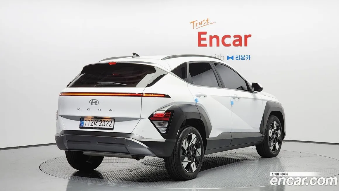 Hyundai Kona — фото 2
