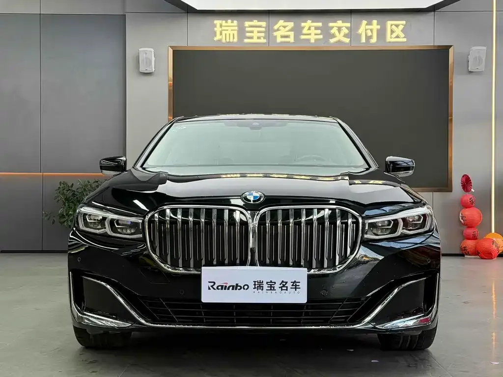 BMW 7 Series — фото 2