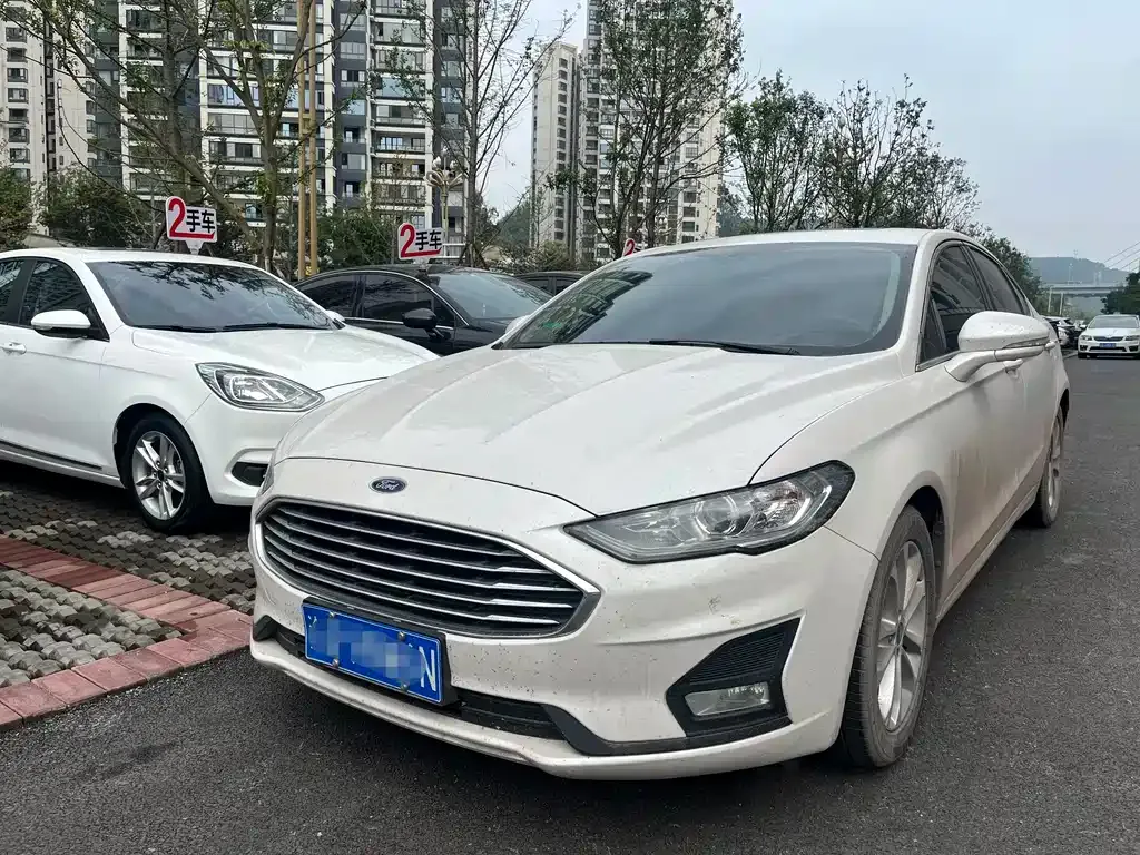 Ford Mondeo — фото 1