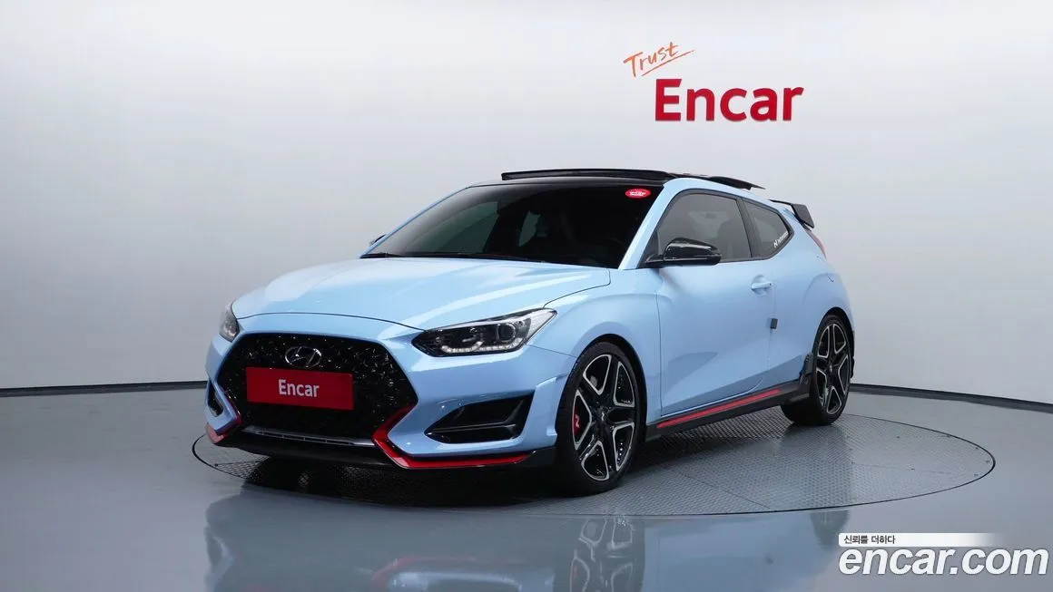 Hyundai Veloster — фото 1