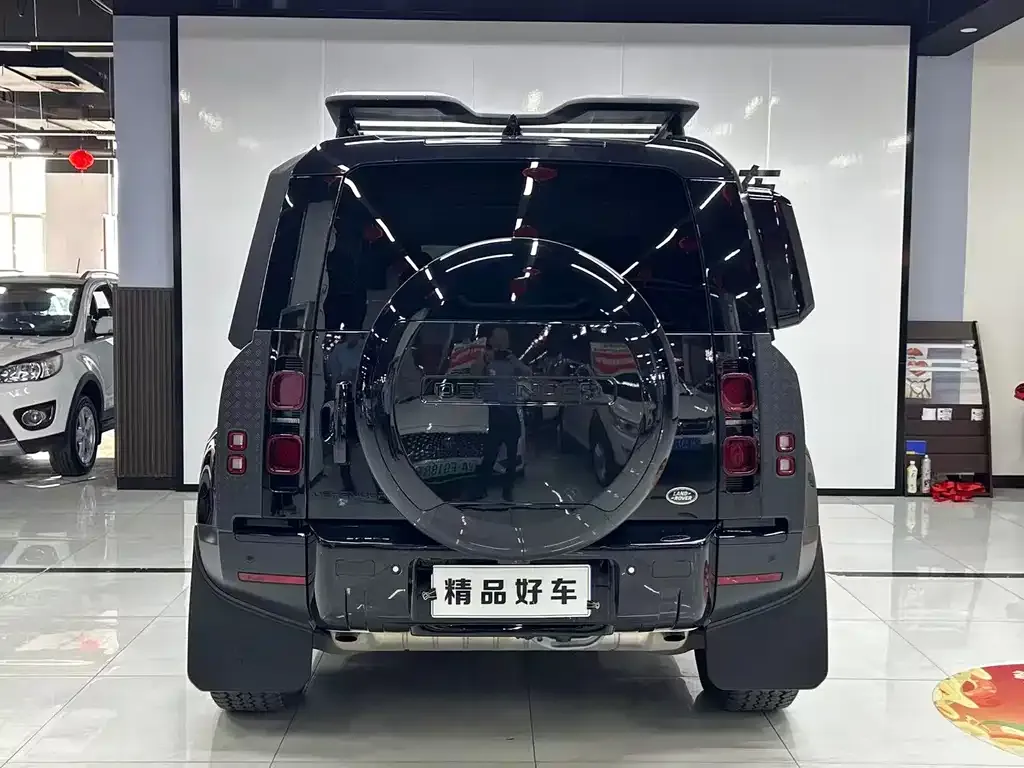 Land Rover Defender — фото 4