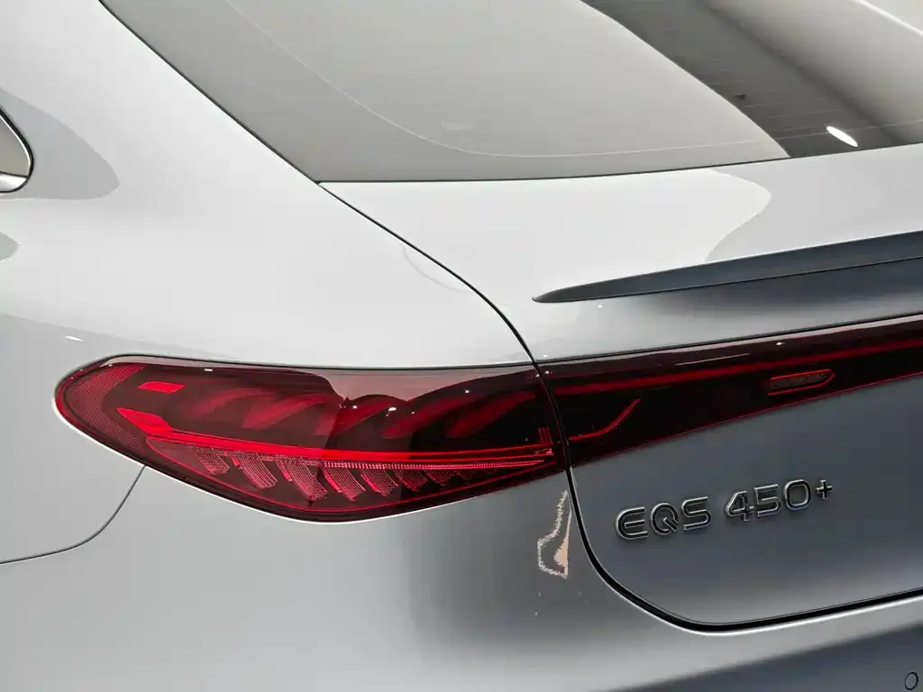 Mercedes-Benz EQS — фото 10