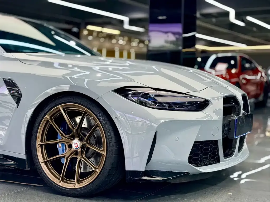 BMW M4 — фото 4