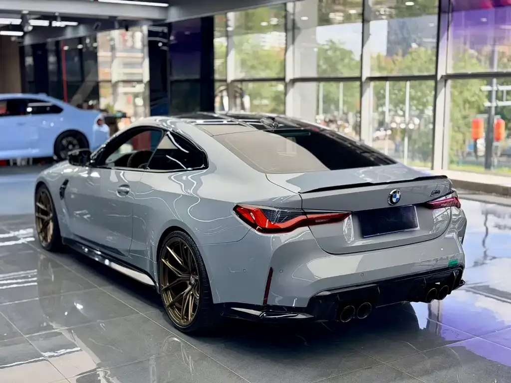 BMW M4 — фото 5