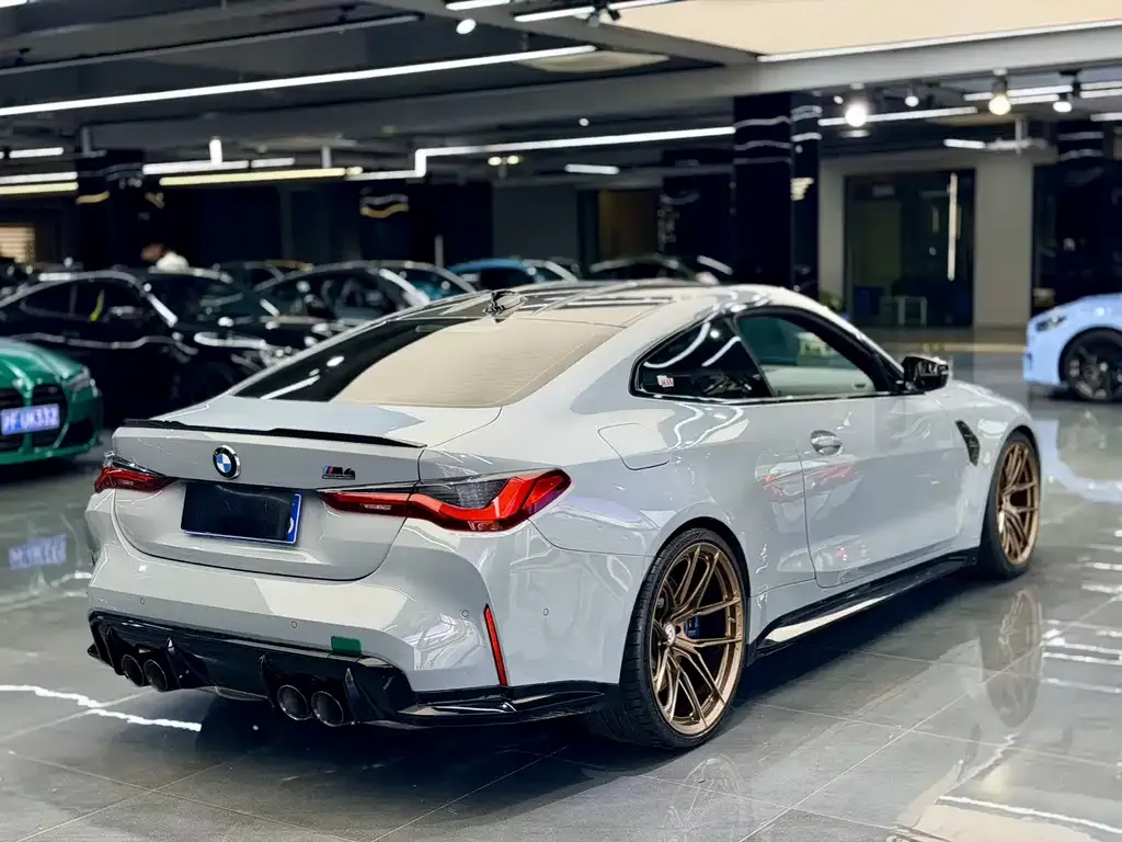 BMW M4 — фото 6