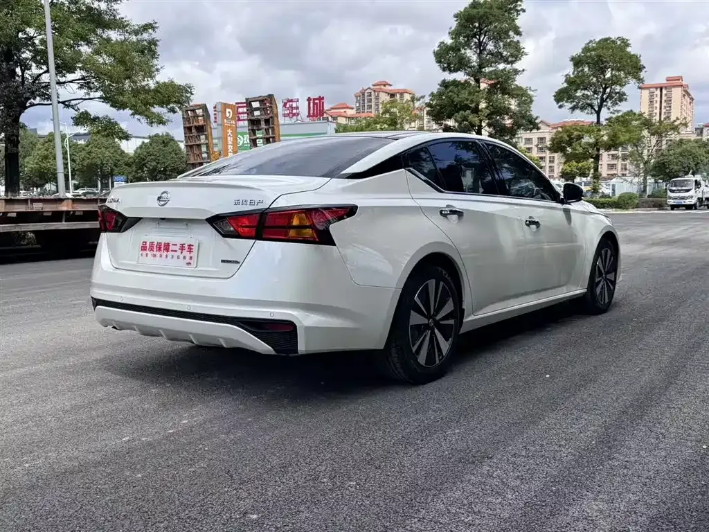 Nissan Teana — фото 4