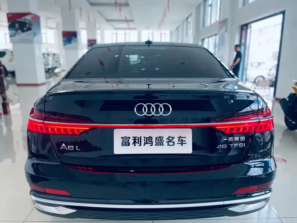 Audi A6L — фото 5