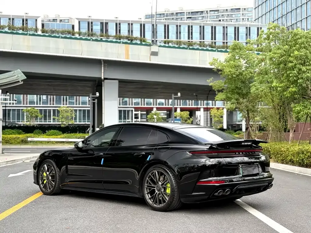 Porsche Panamera Hybrid — фото 4