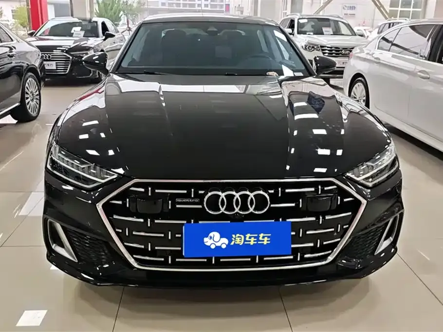 Audi A7L — фото 2