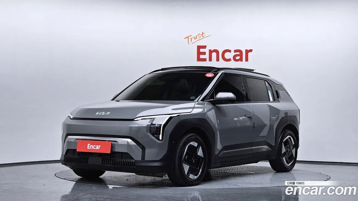Kia EV3 — фото 1