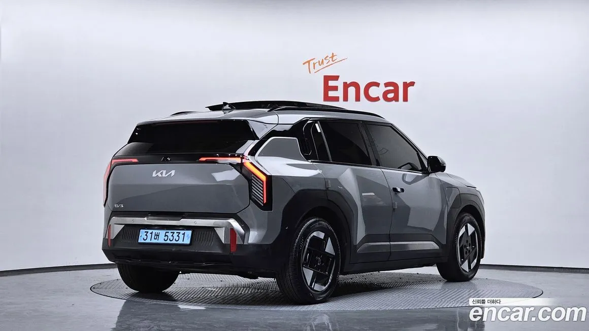 Kia EV3 — фото 2