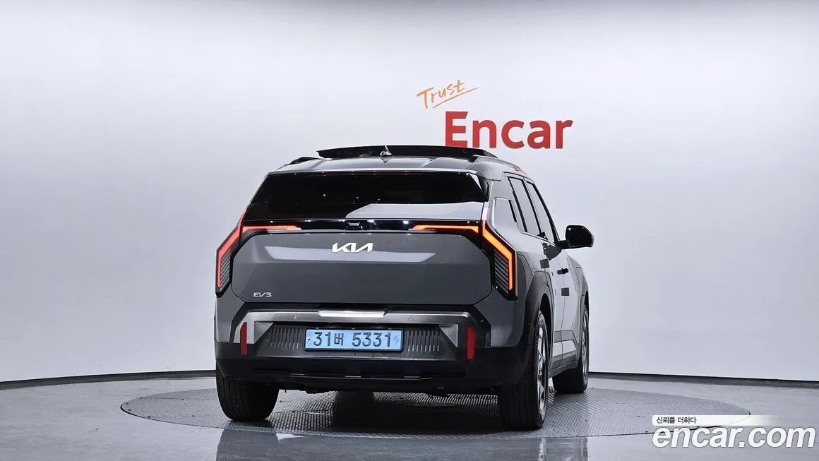 Kia EV3 — фото 4