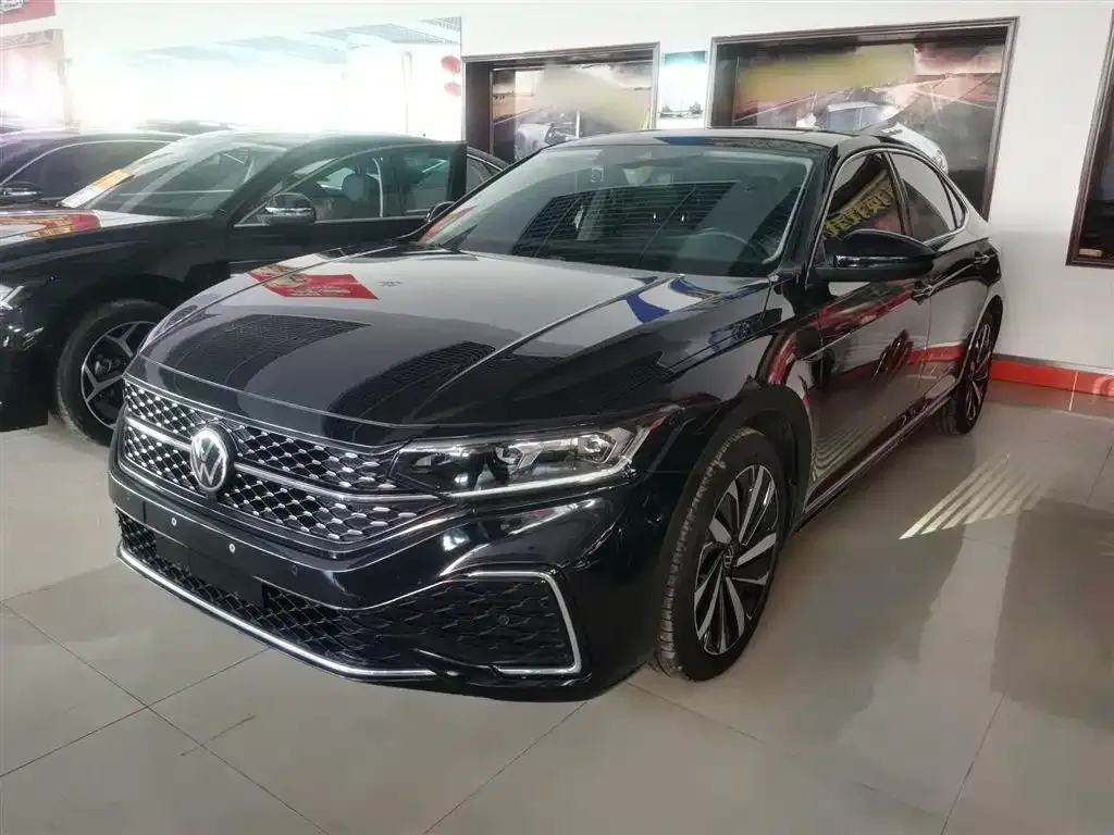 Volkswagen Passat — фото 2