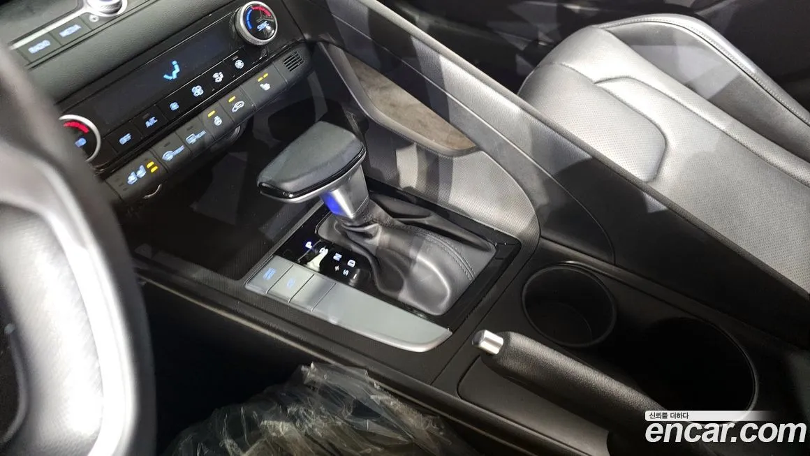 Hyundai AVANTE — фото 9