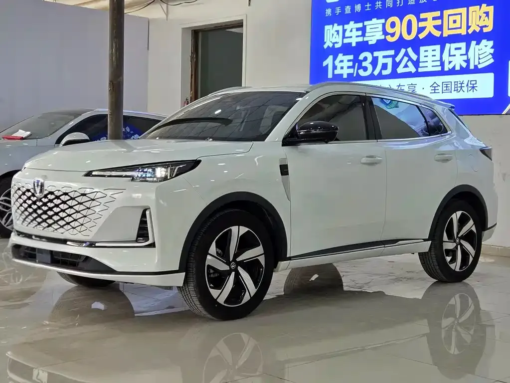 Changan CS55PLUS — фото 1