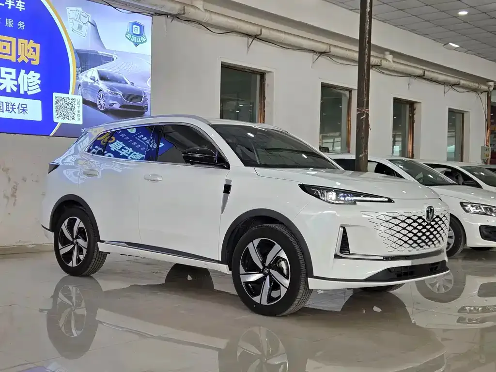 Changan CS55PLUS — фото 3