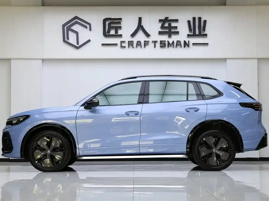 Volkswagen Tiguan L — фото 4