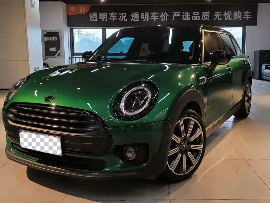 MINI Clubman — фото 1
