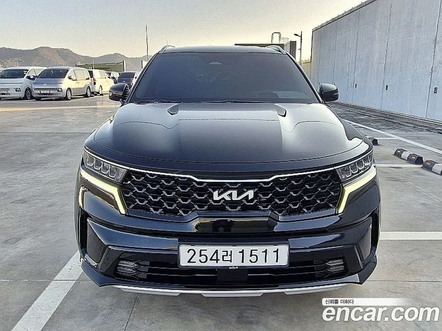 Kia Sorento — фото 1