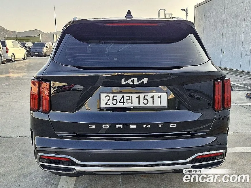 Kia Sorento — фото 6