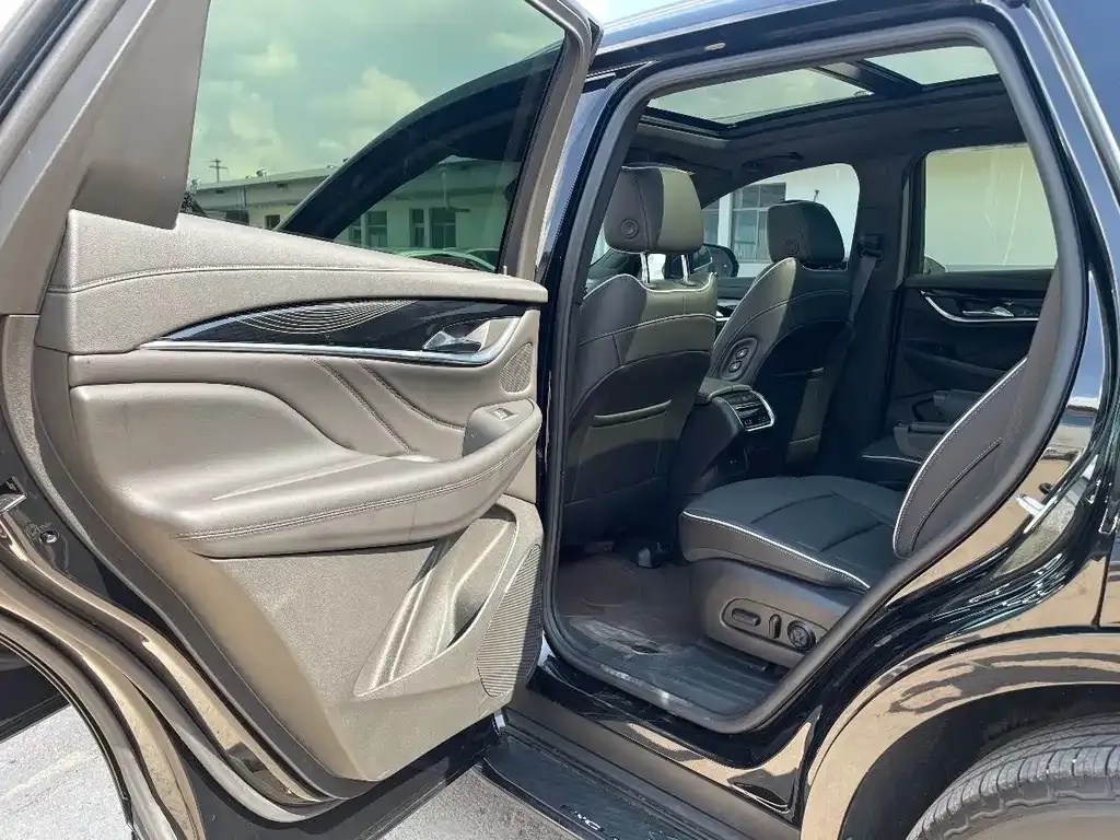 Buick Enclave — фото 10