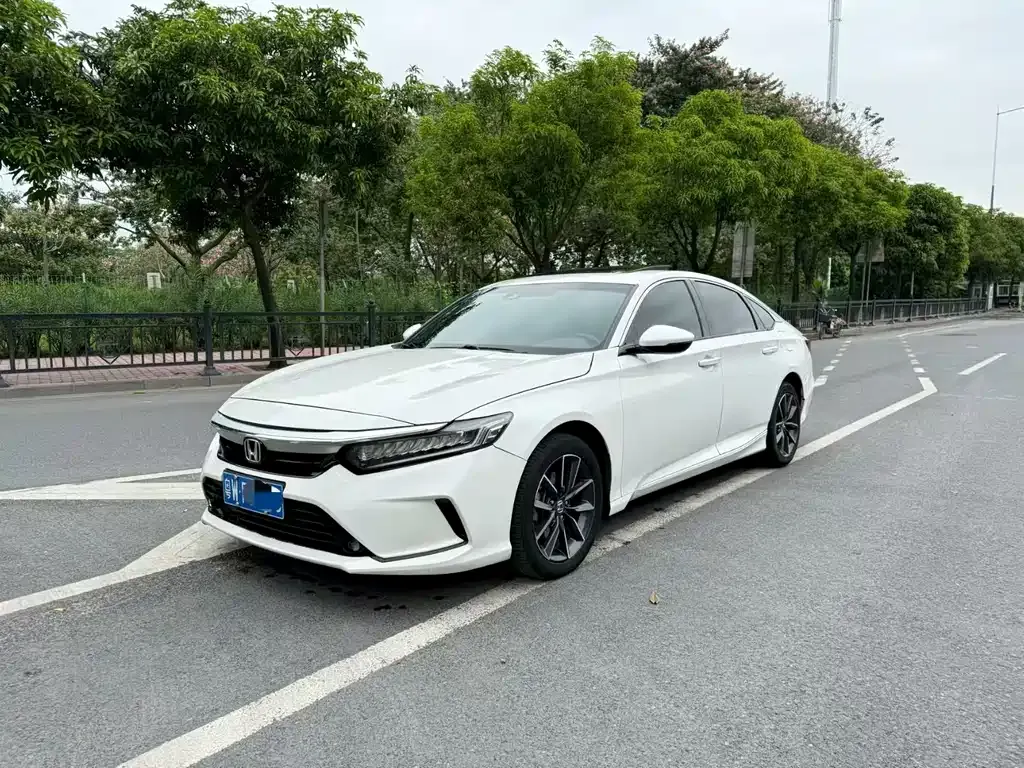 Honda Inspire — фото 1