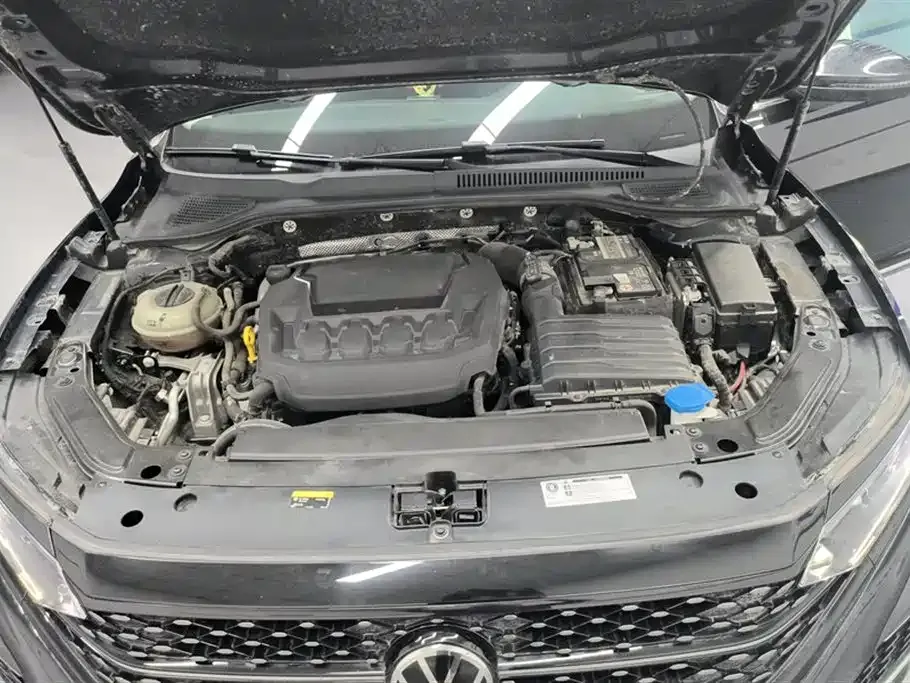 Volkswagen Passat — фото 10