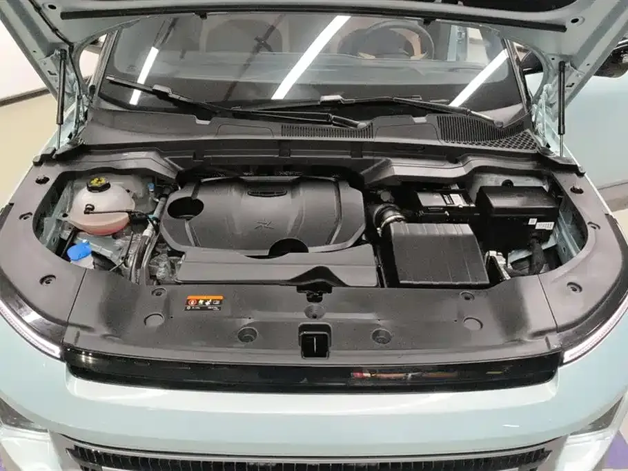 Geely Icon — фото 10