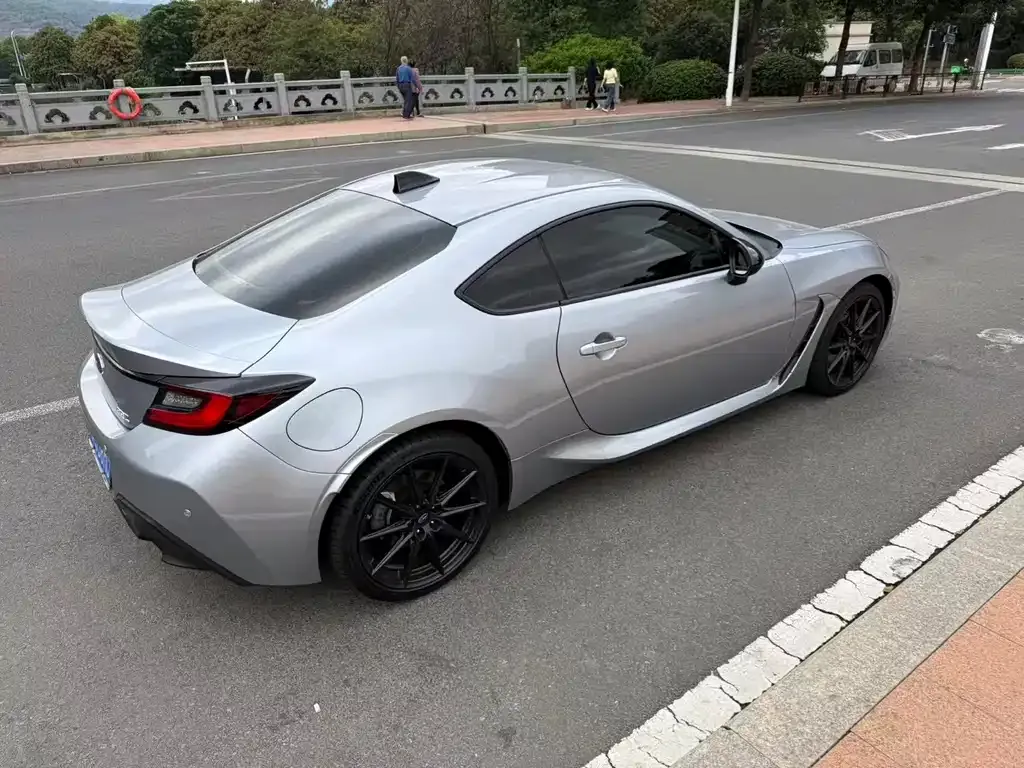 Subaru BRZ — фото 7