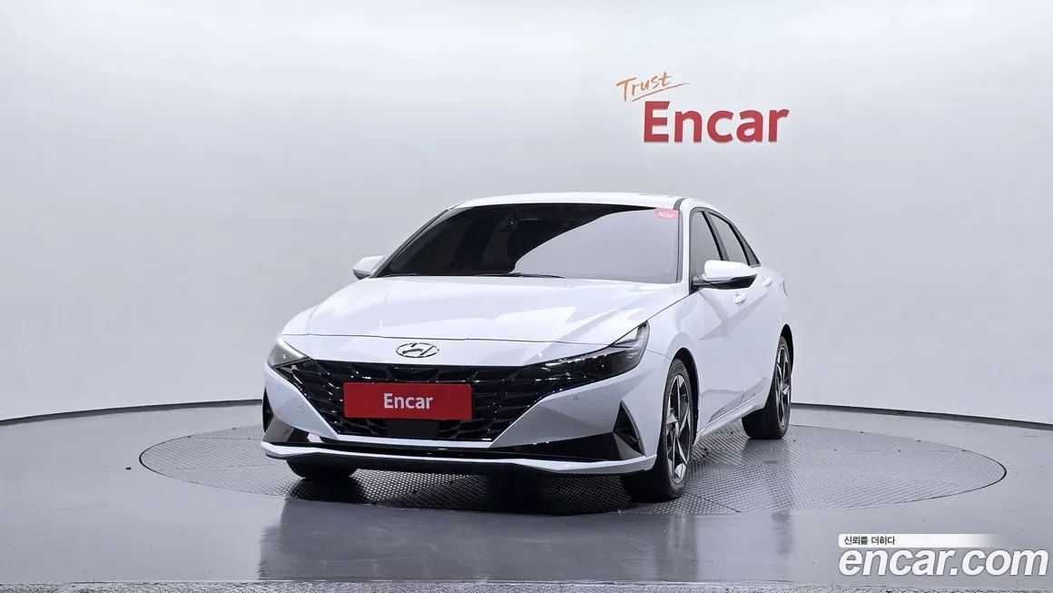 Hyundai AVANTE — фото 3