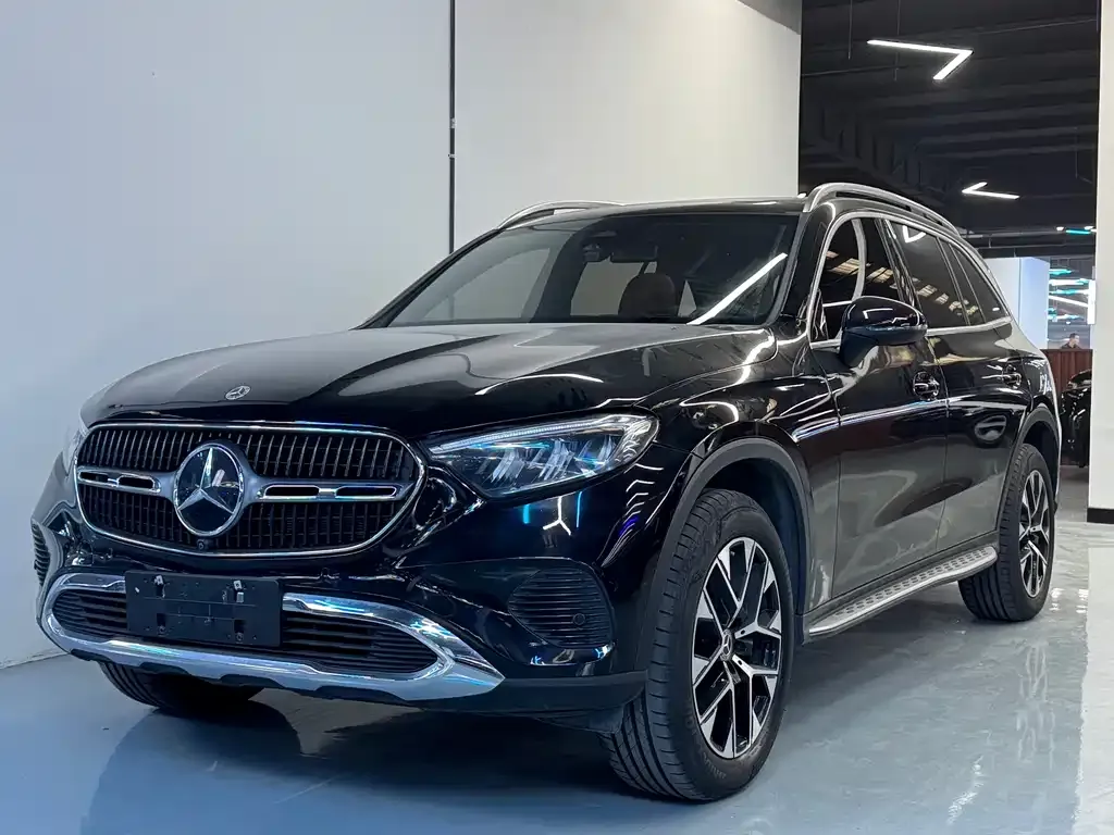 Mercedes-Benz GLC — фото 1