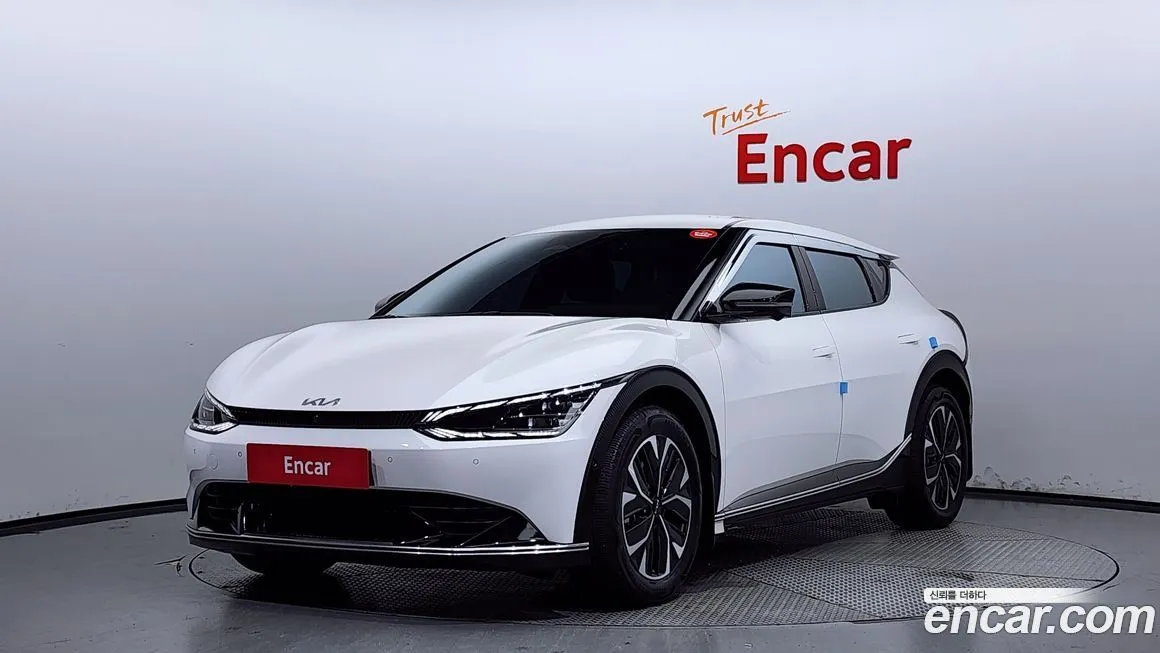 Kia EV6 — фото 1