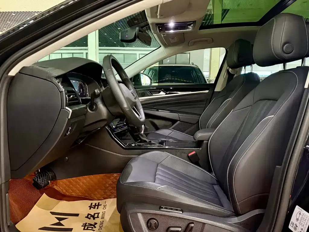Volkswagen Passat — фото 3