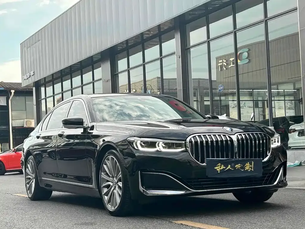 BMW 7 Series — фото 3