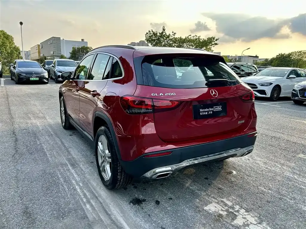Mercedes-Benz GLA — фото 8