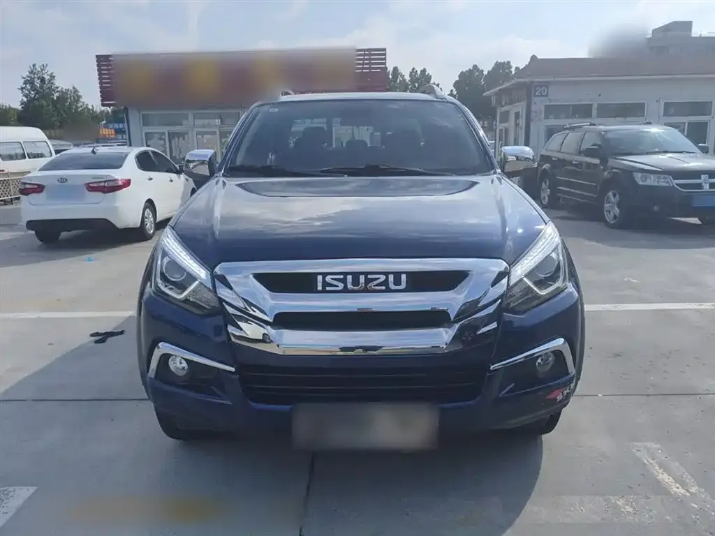 Isuzu D-MAX — фото 3