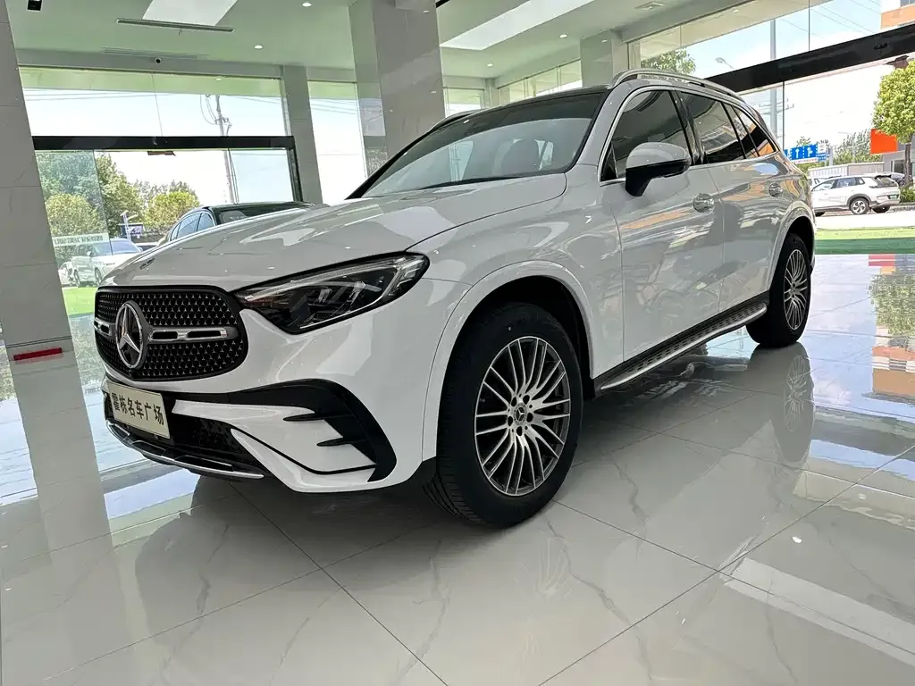 Mercedes-Benz GLC — фото 1
